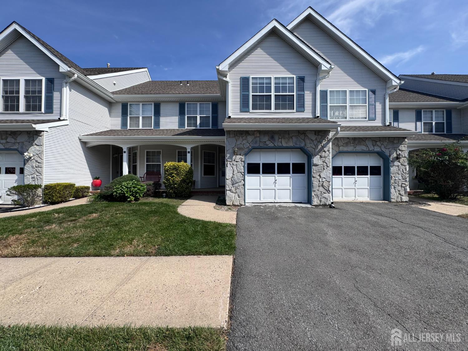 22 Jill Court — photo