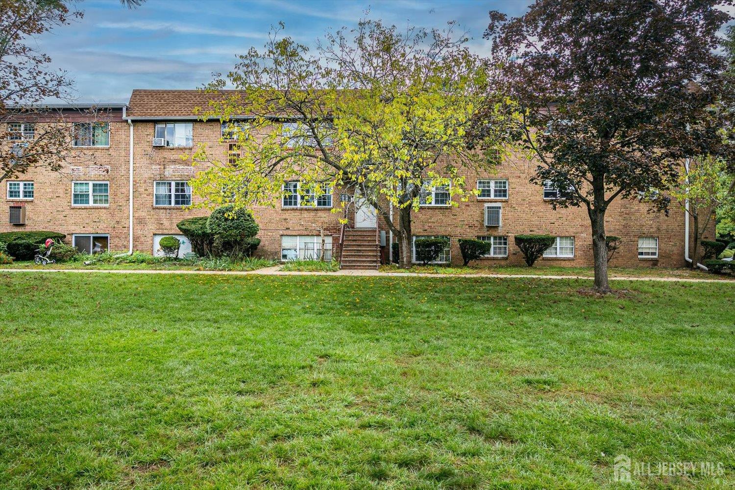 60 College Drive — photo