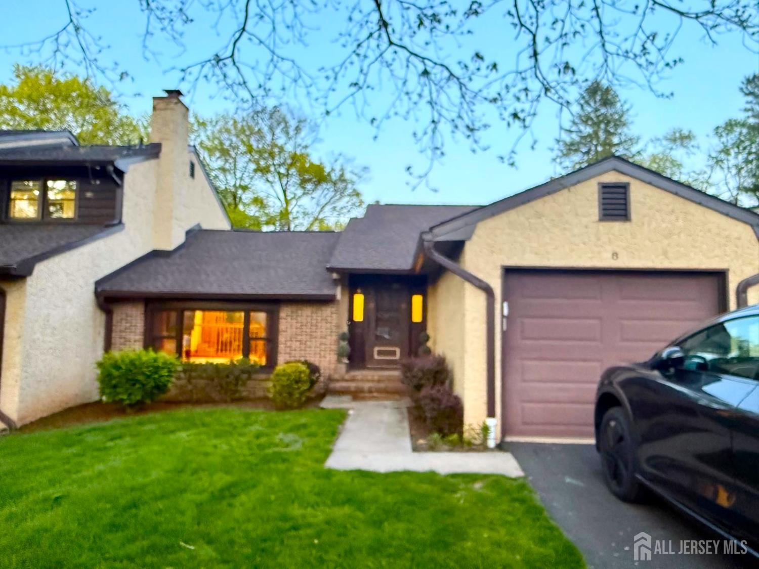 8 Teaberry Drive — photo