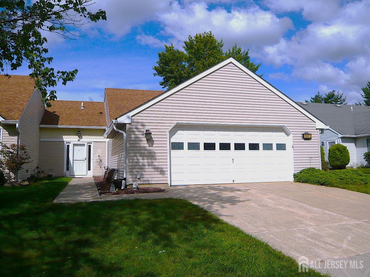848 Sewell Road — photo