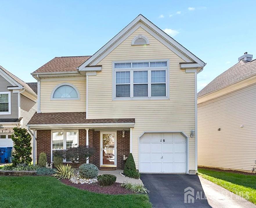 18 Carlisle Court — photo