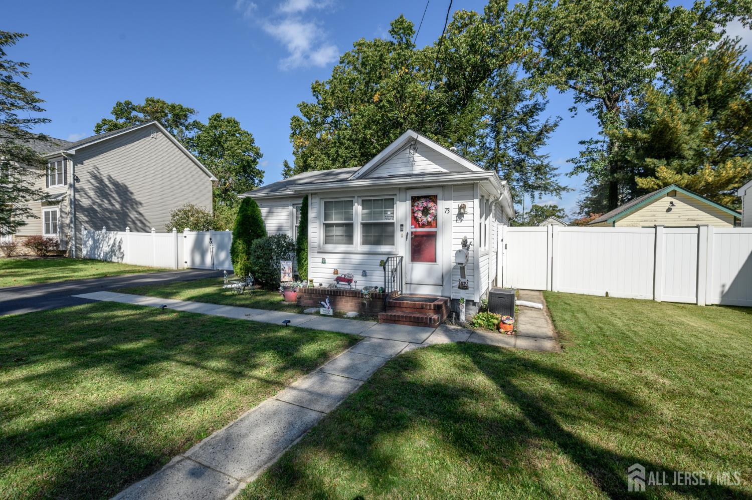 73 Walnut Street — photo