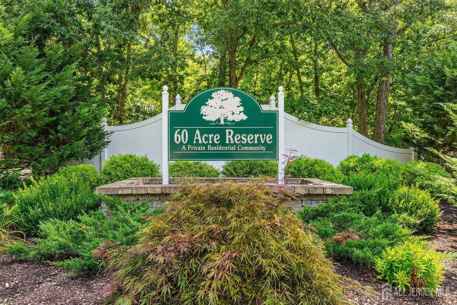 10 Bayberry Court — photo