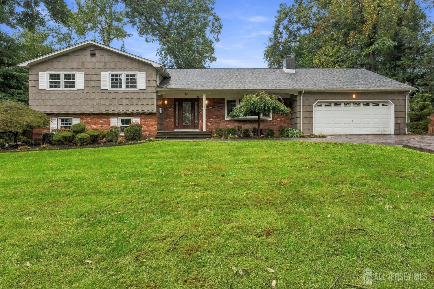 4 Redcoat Drive — photo
