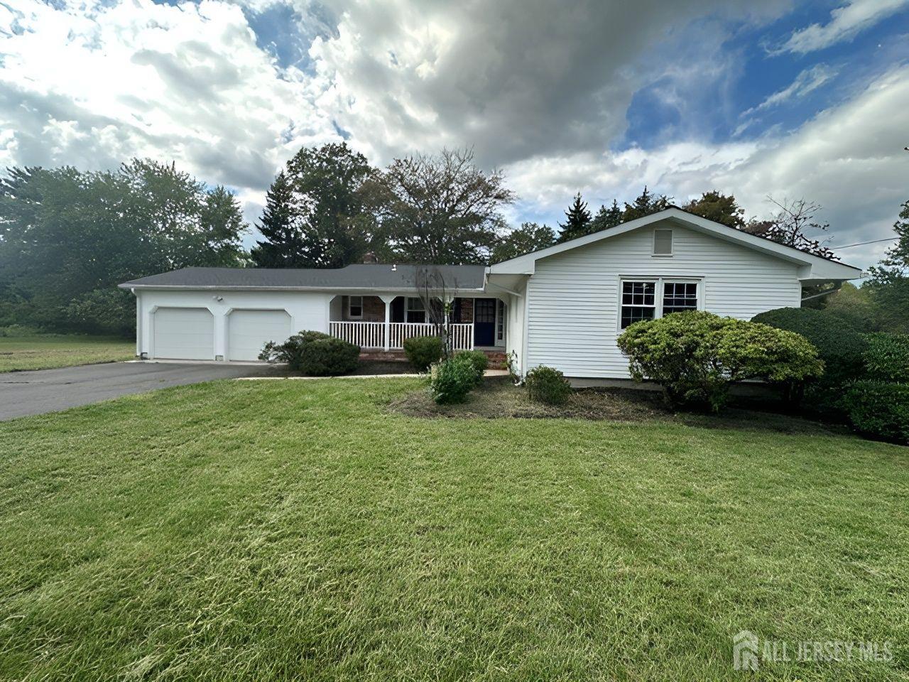 28 Rockleigh Drive — photo