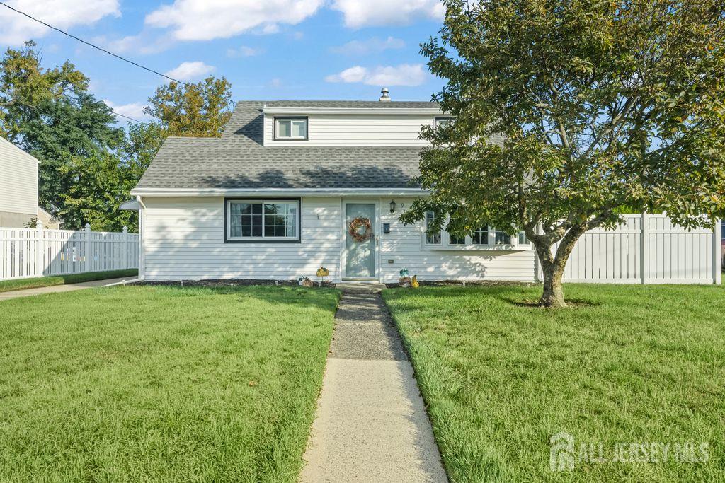 9 Nimitz Place — photo