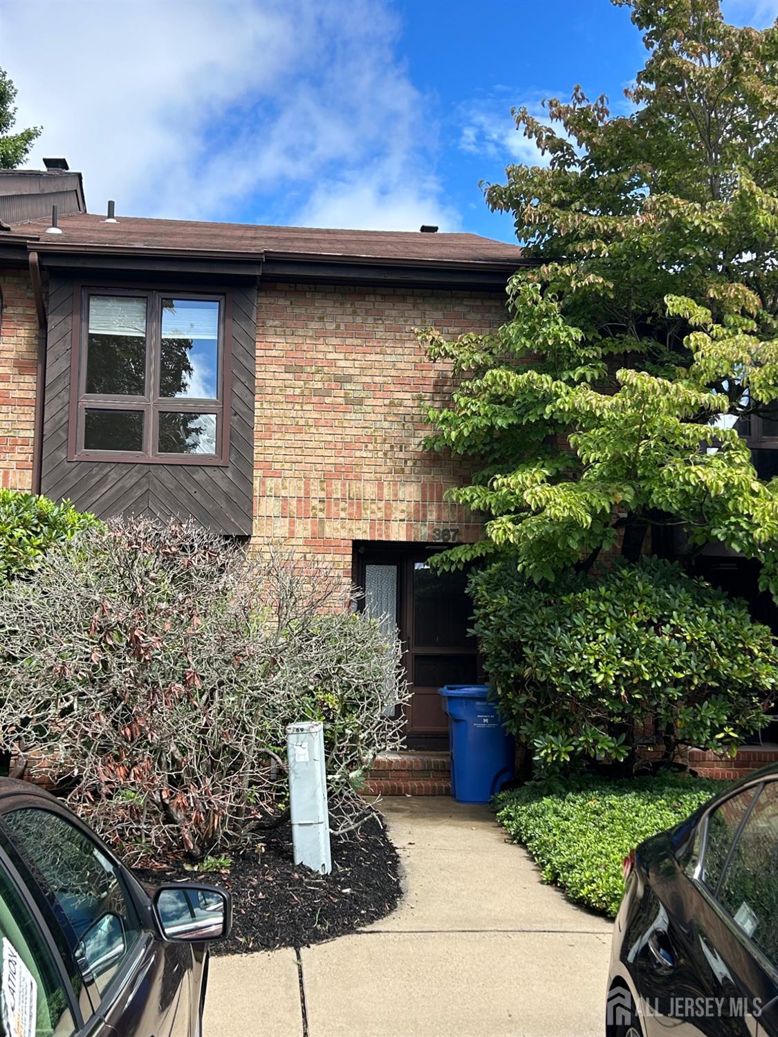 367 Willowbrook Drive — photo