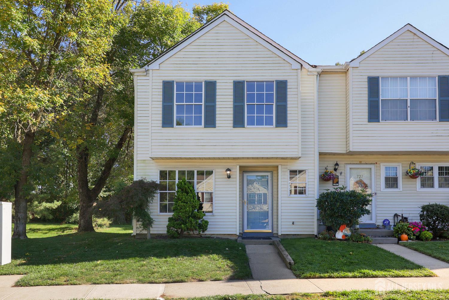 728 Darlington Drive — photo