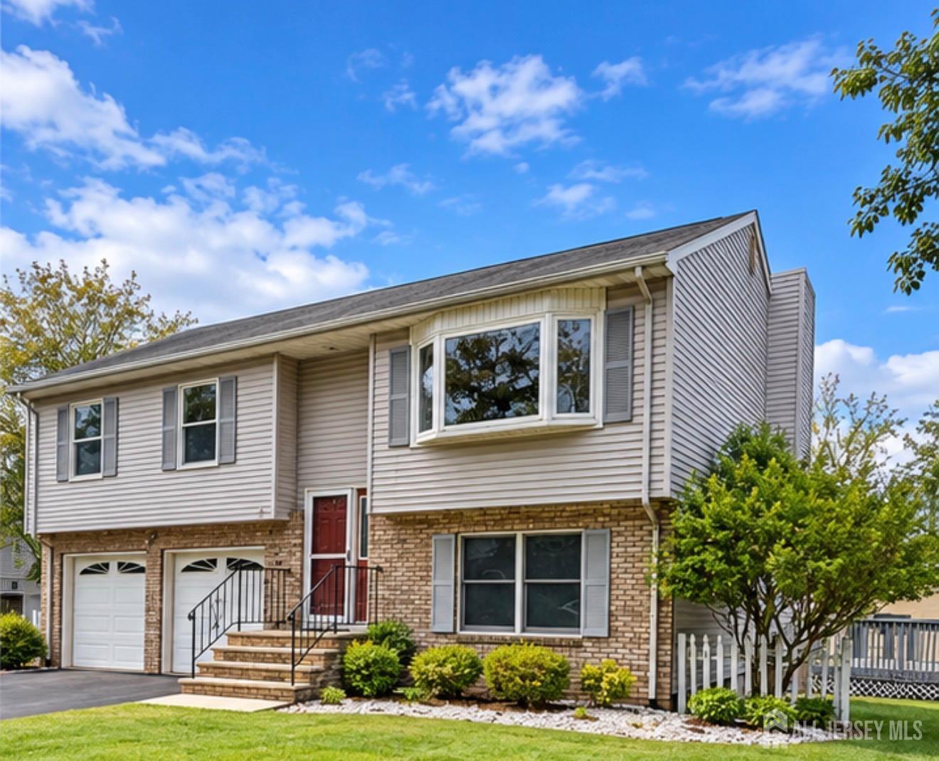 9 Rutherford Court, Middlesex, NJ 08846 — photo 2