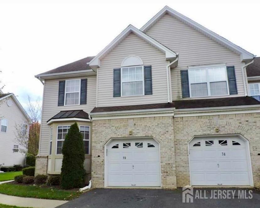 72 Heatherwood Drive — photo