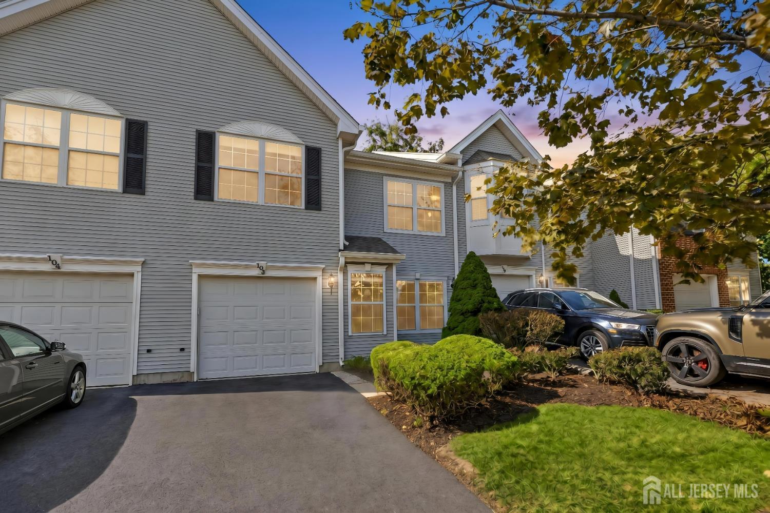 103 Creststone Circle — photo