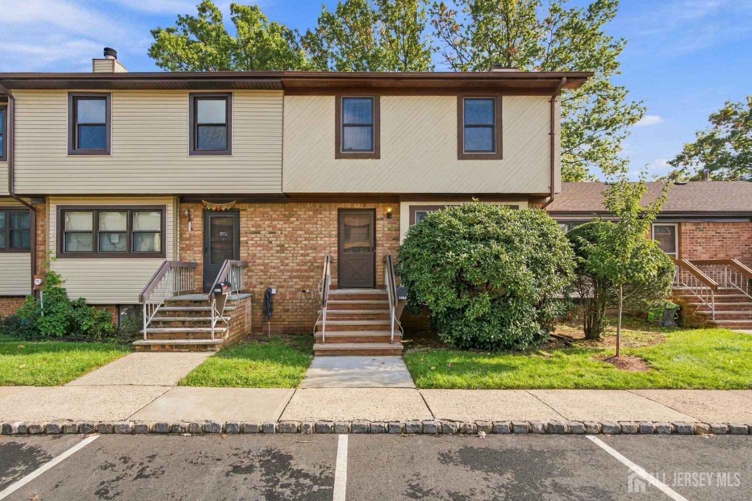 1402 Merrywood Drive — photo