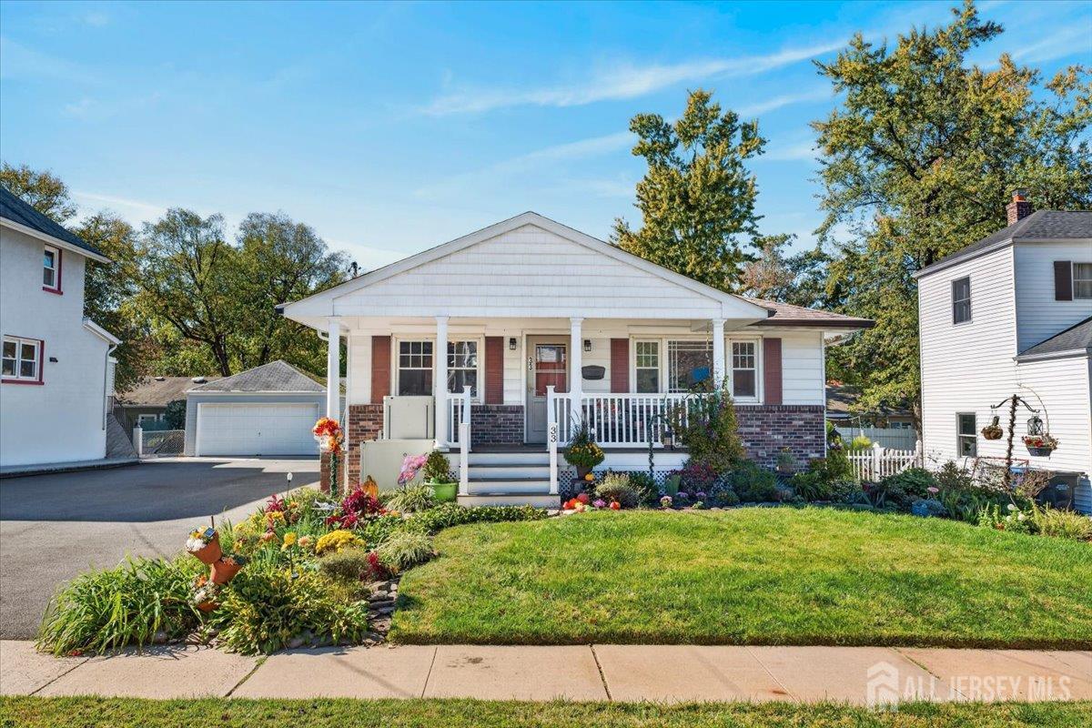 33 Newman Street — photo