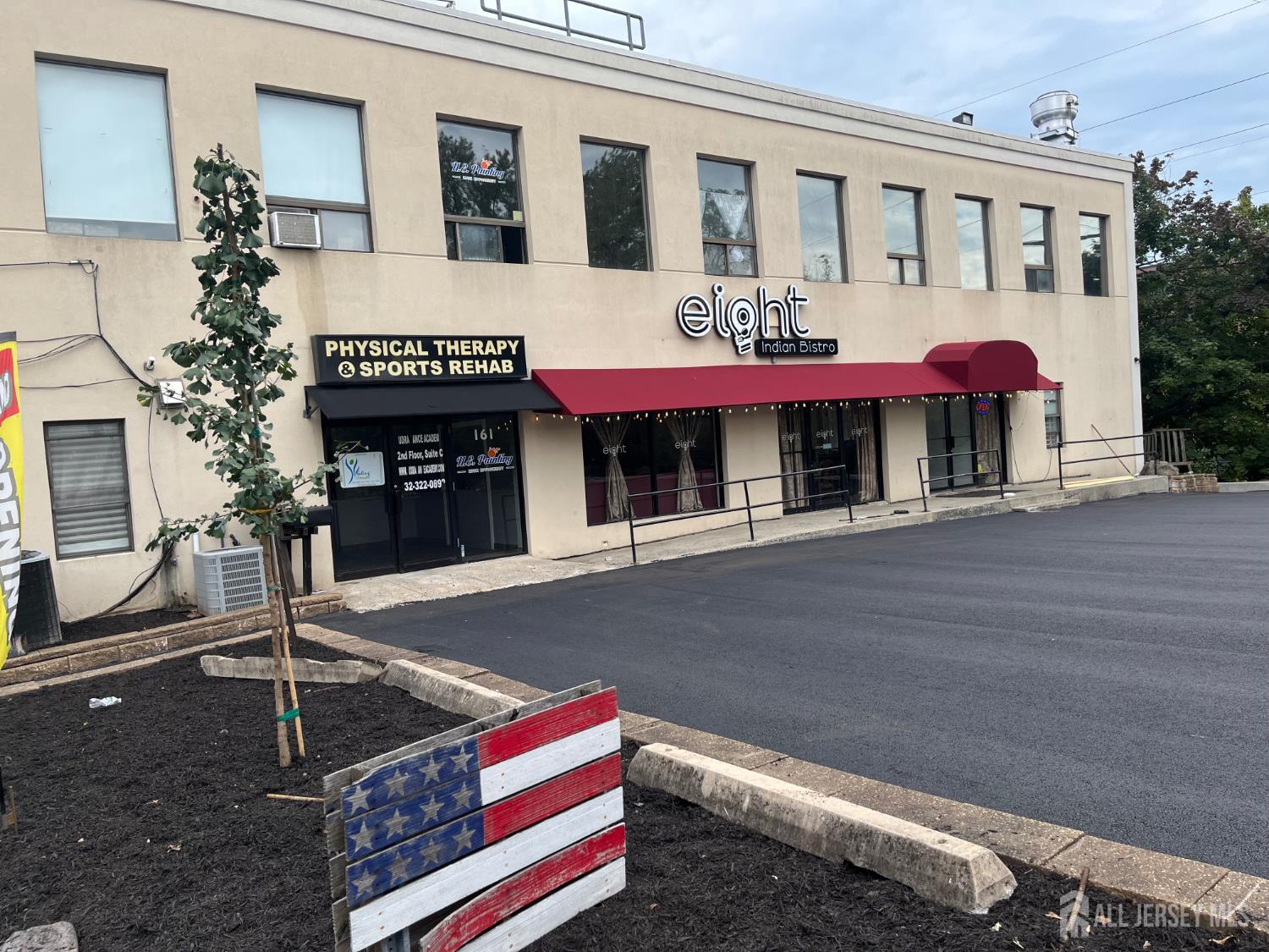 161 Lincoln Highway #2C — photo