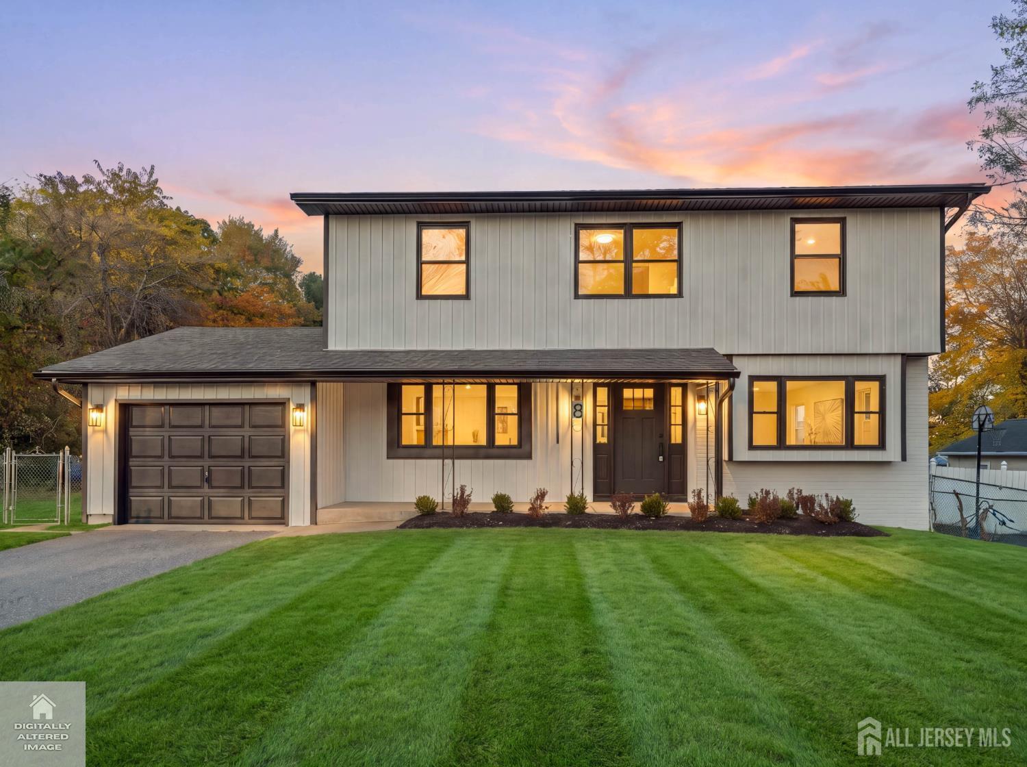 8 Atlanta Drive — photo