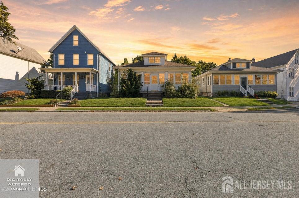 72 SE Riva Avenue — photo