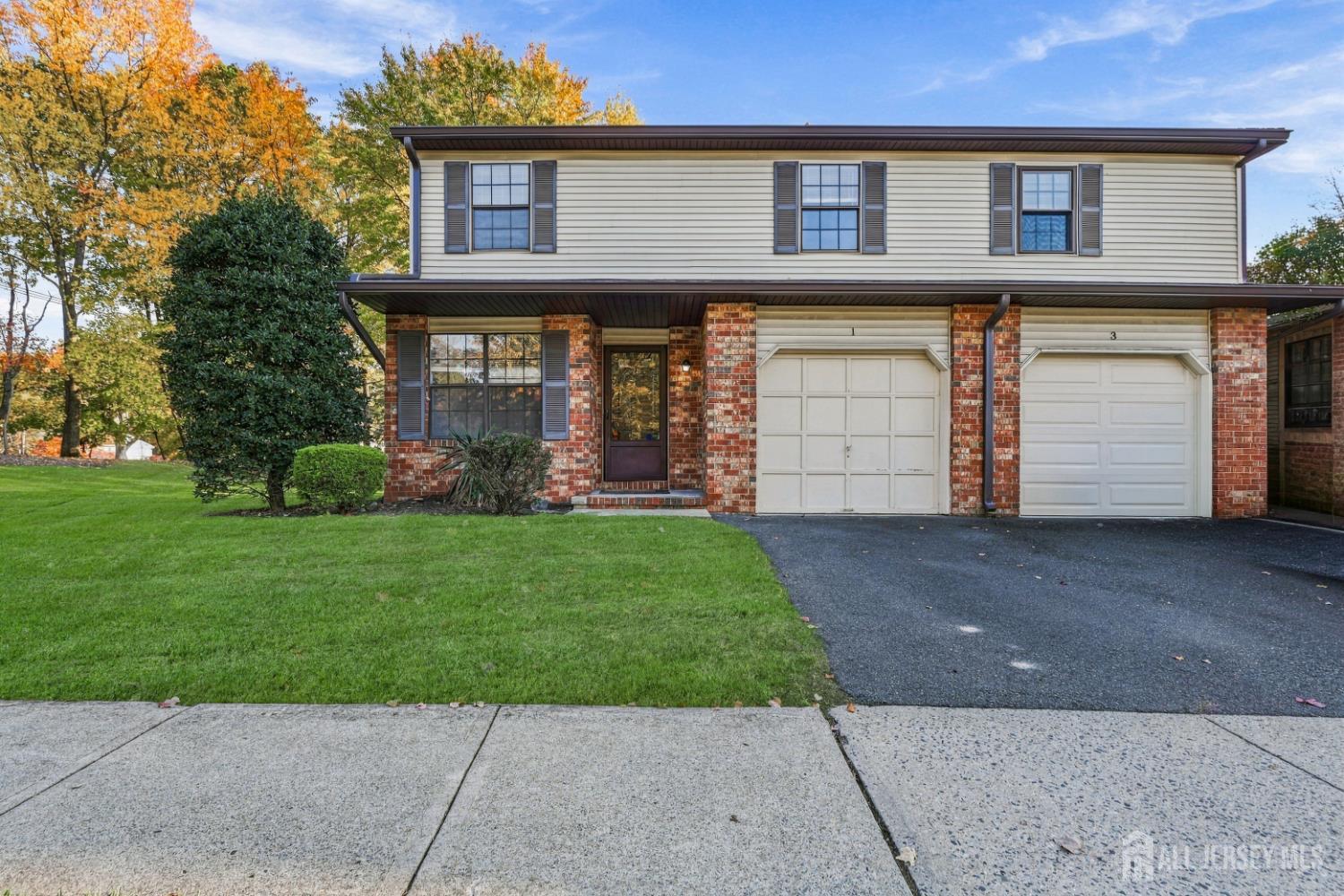 1 Dogwood Drive — photo