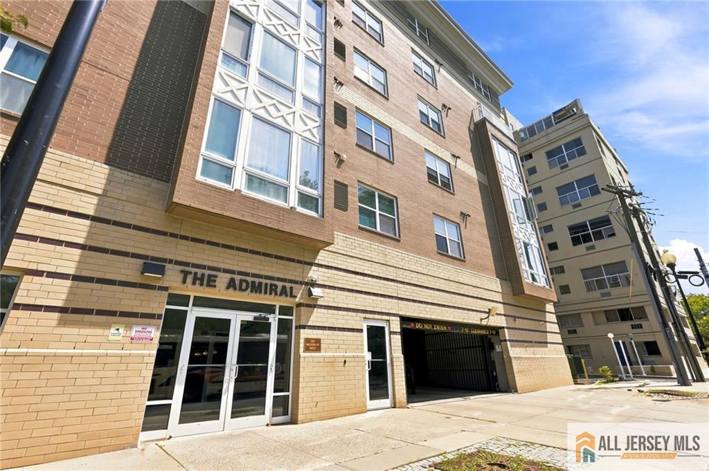 358 Rector Street 302 — photo