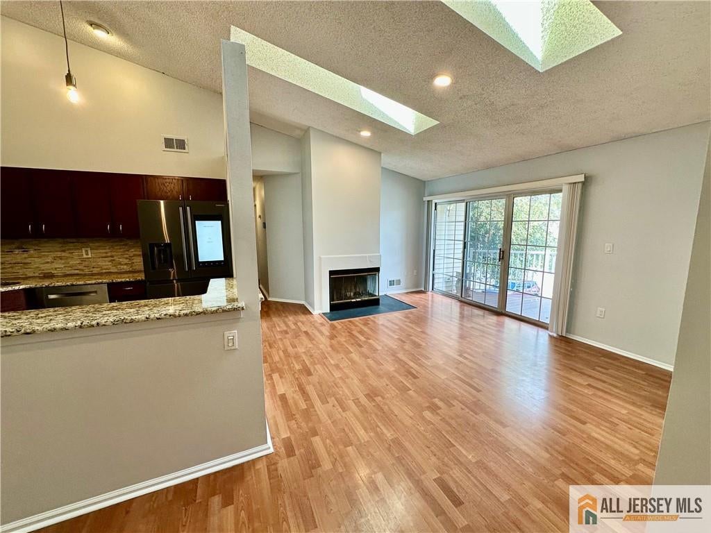 111 Lindsey Court 3416 — photo
