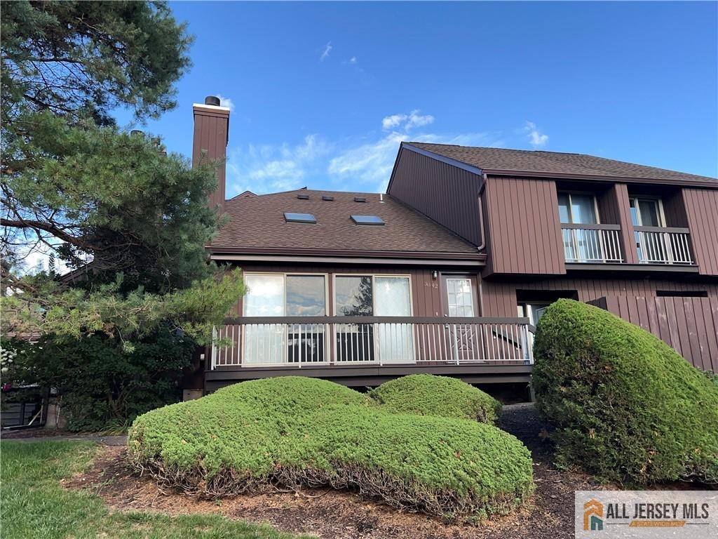 0-38-42 Bloomingdale Drive — photo