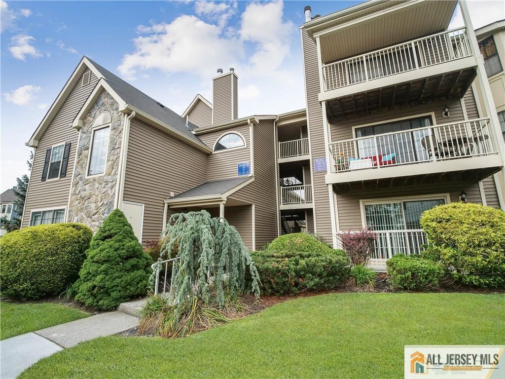 39 Lear Court — photo