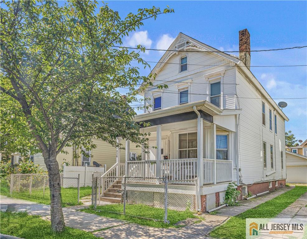 216 Handy Street — photo
