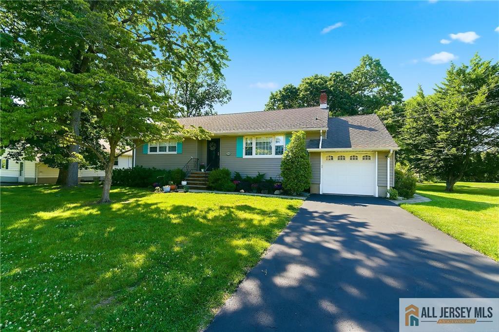 708 Sunbrite Lane — photo