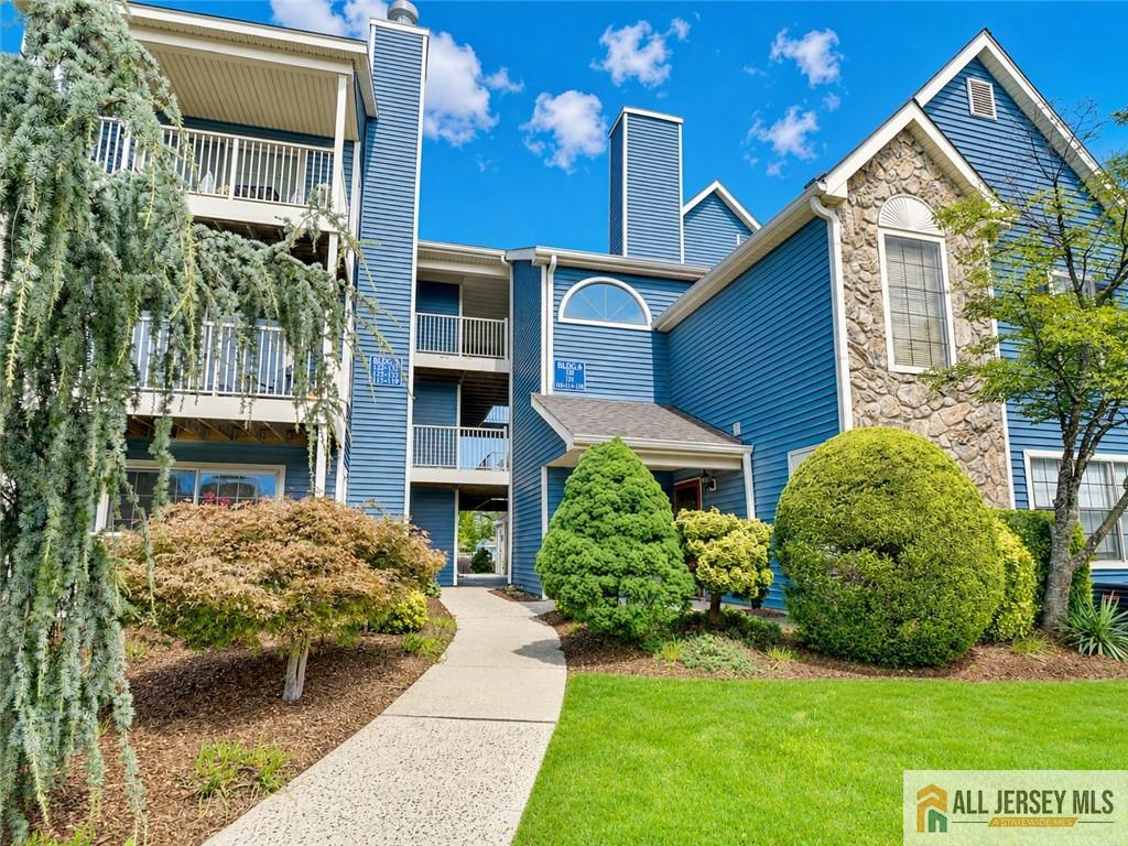130 Longfield Court 130 — photo