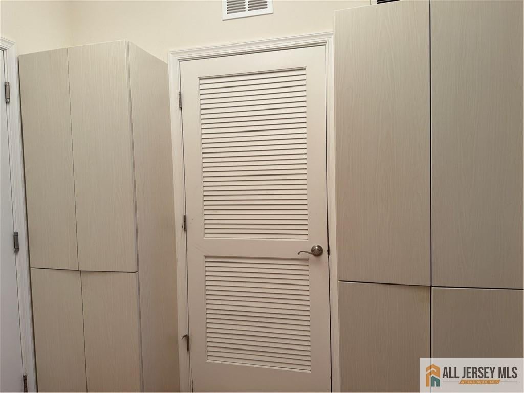 4204 Cedar Village Boulevard 204 — photo