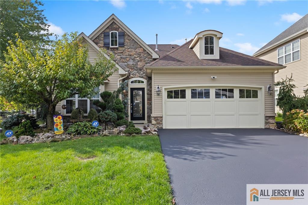 48 Merlot Court — photo