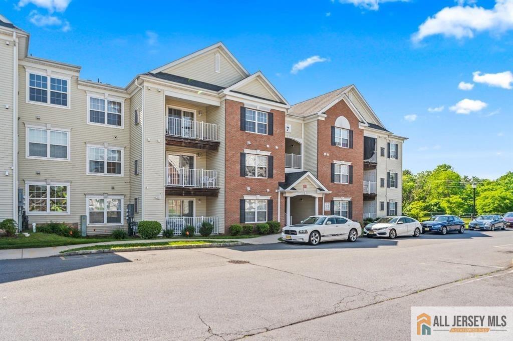 726 Cedar Court #726 — photo