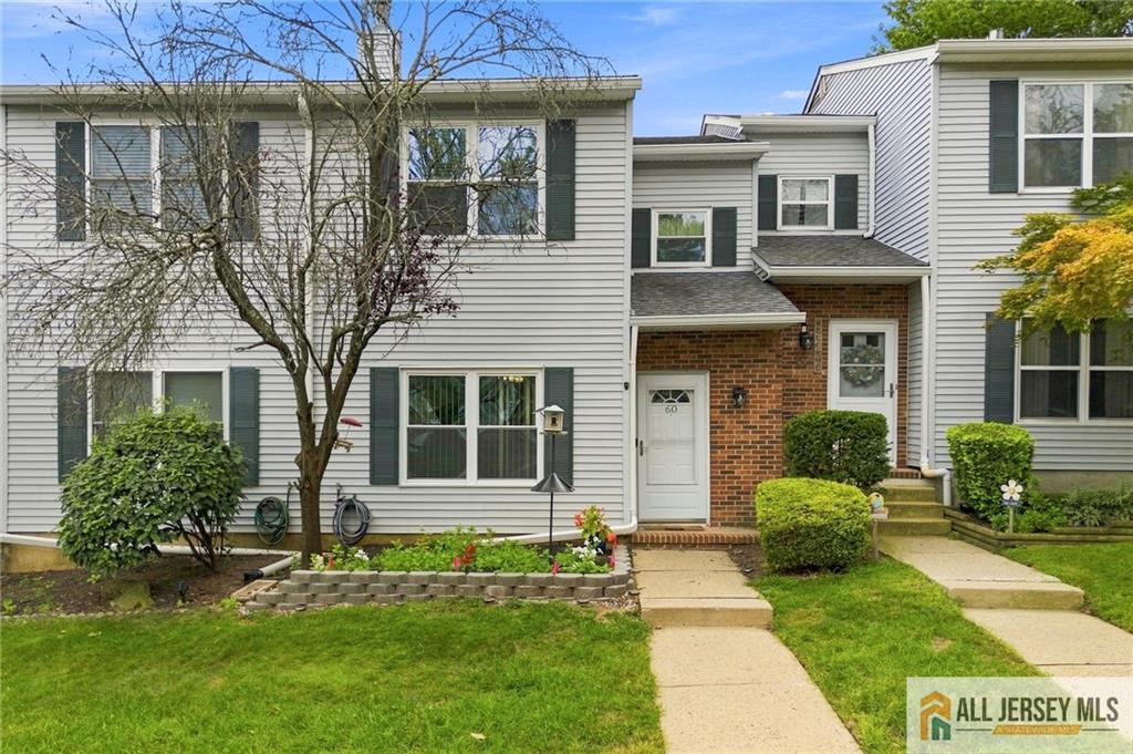60 Hickory Court — photo