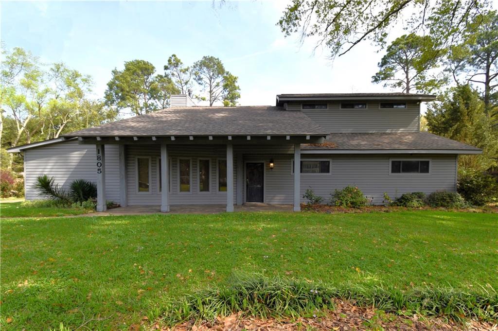 1805 Horseshoe Drive — photo