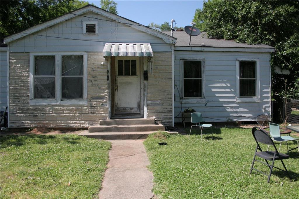 2422 Paris Street — photo