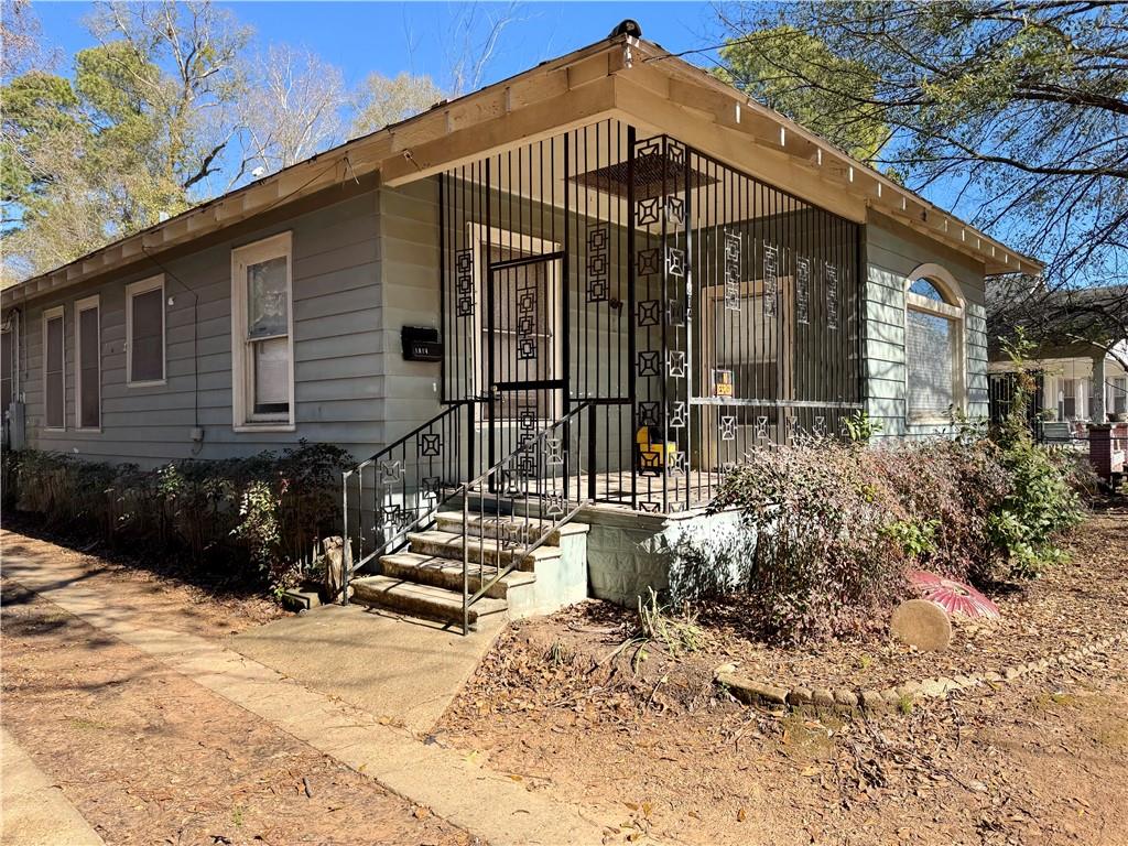 1814 Hill Street — photo