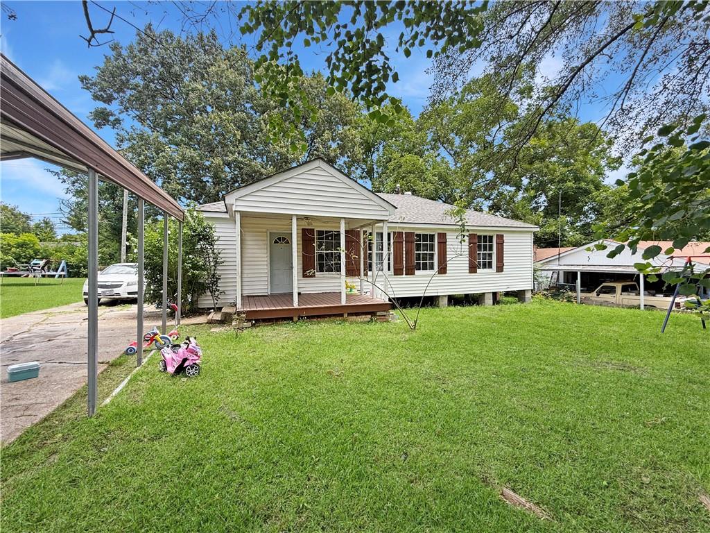 917 Kings Road — photo