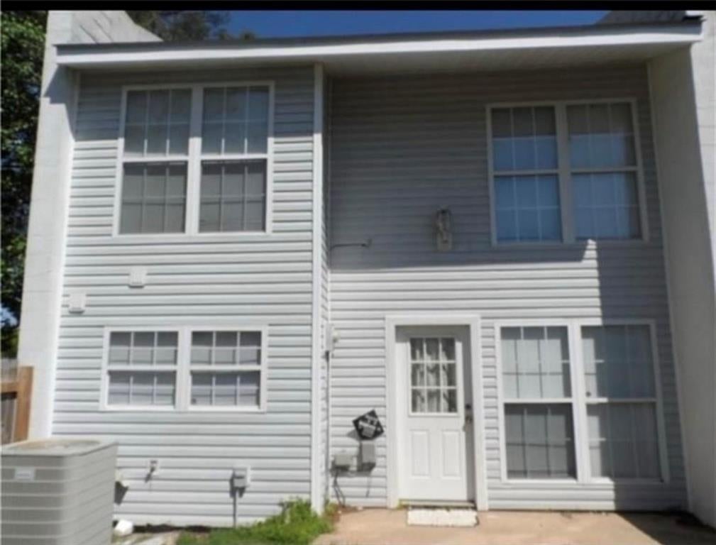 617 Woodyard Drive — photo