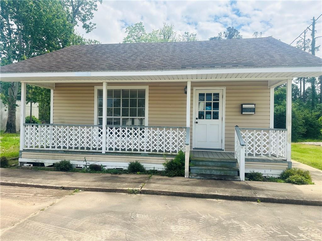921 Shirley Road — photo
