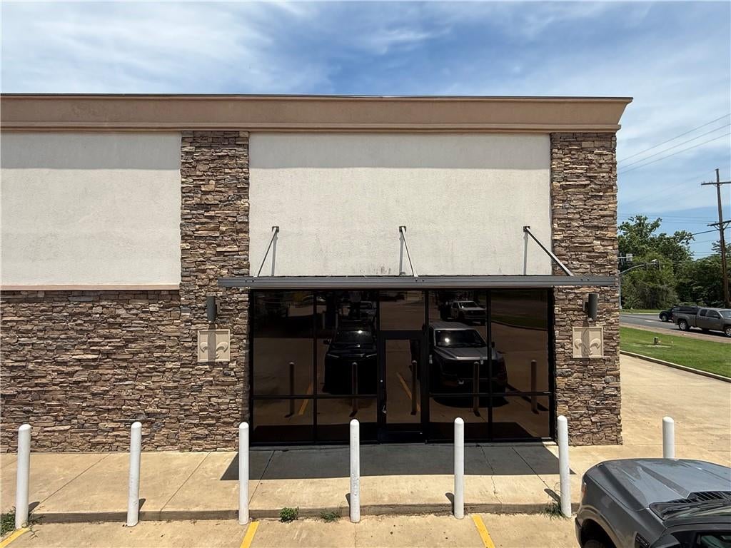 620 South Drive — photo