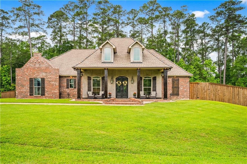605 Forest Edge Drive — photo