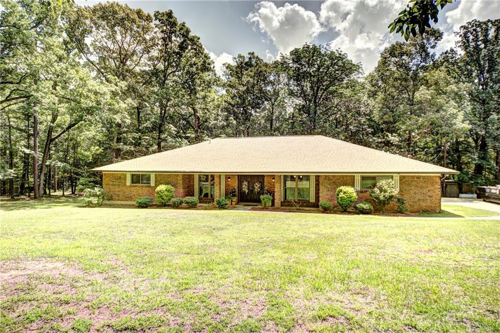 454 White Oak Lane — photo