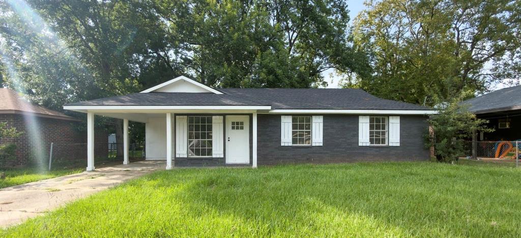 604 Renee Drive — photo