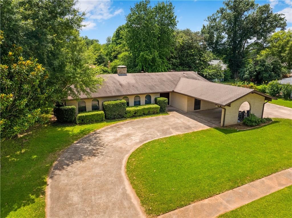 120 Isadore Drive — photo