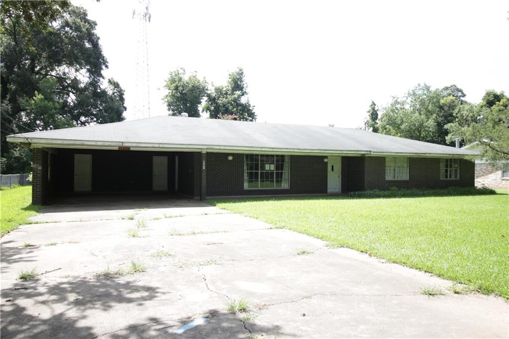 6231 Bouef Trace — photo