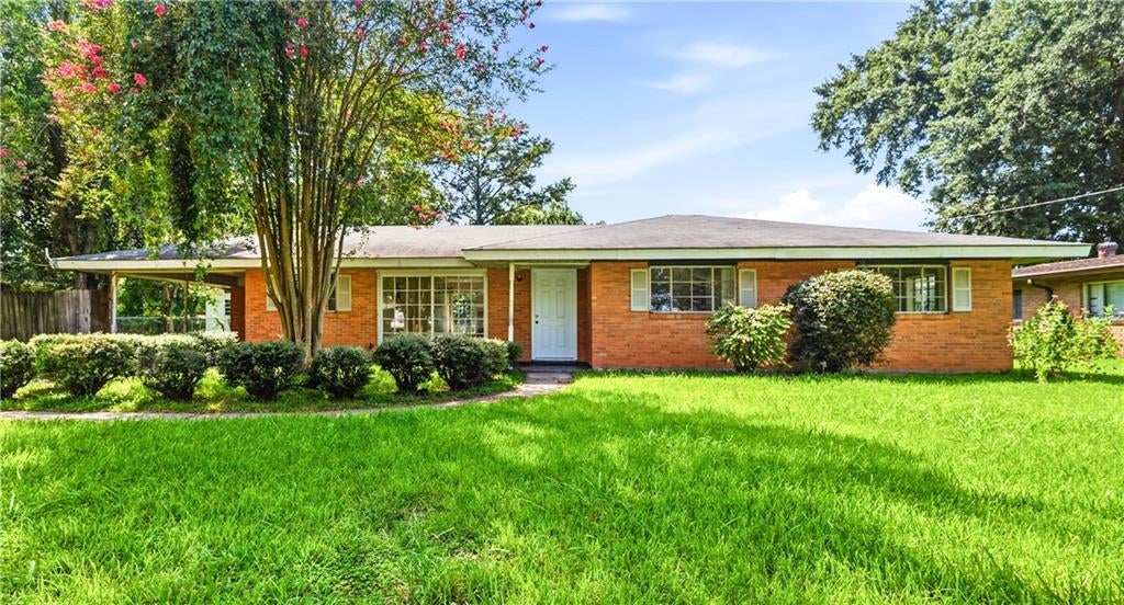 5124 Crestwood Drive — photo