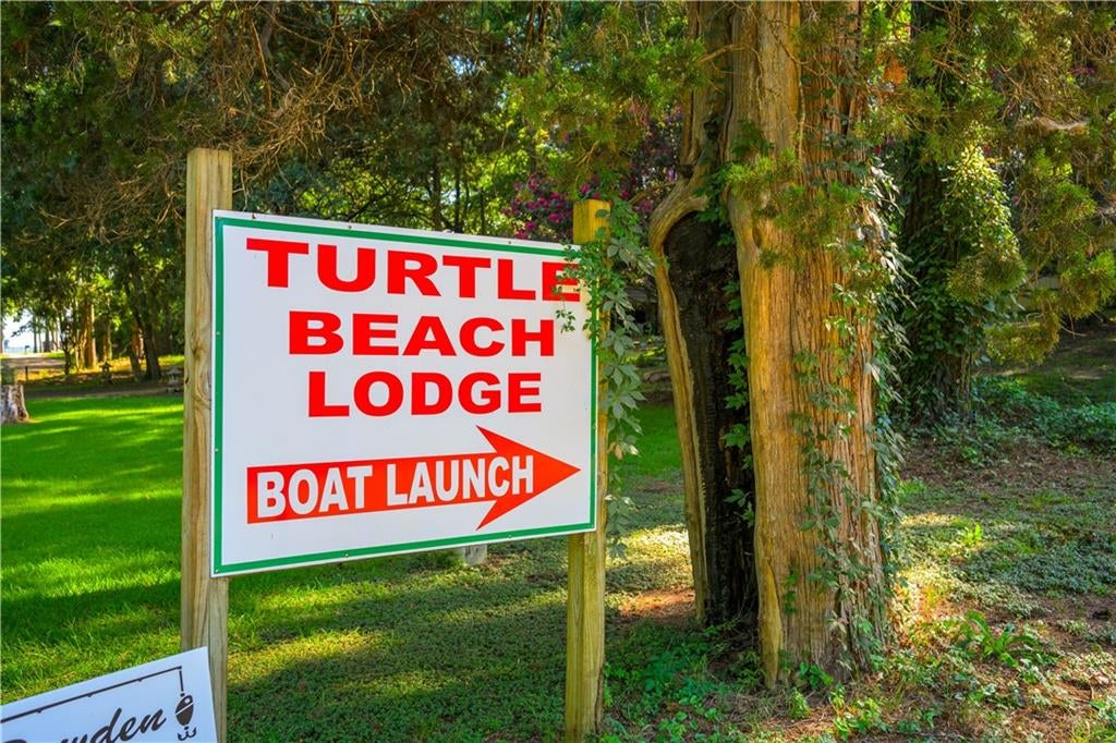 3017 Turtle Beach Road — photo