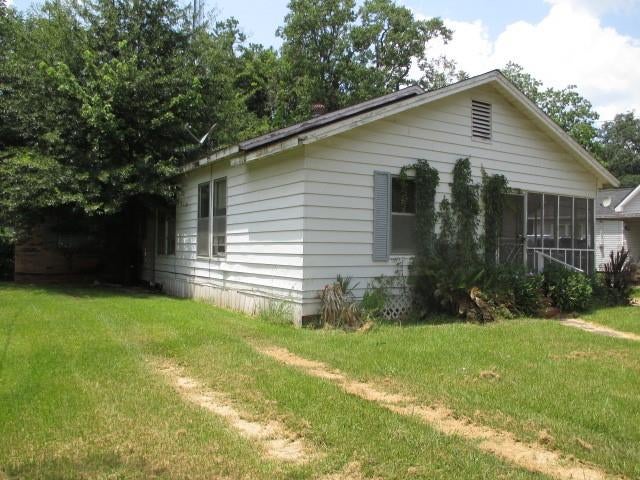 326 Coco Avenue — photo