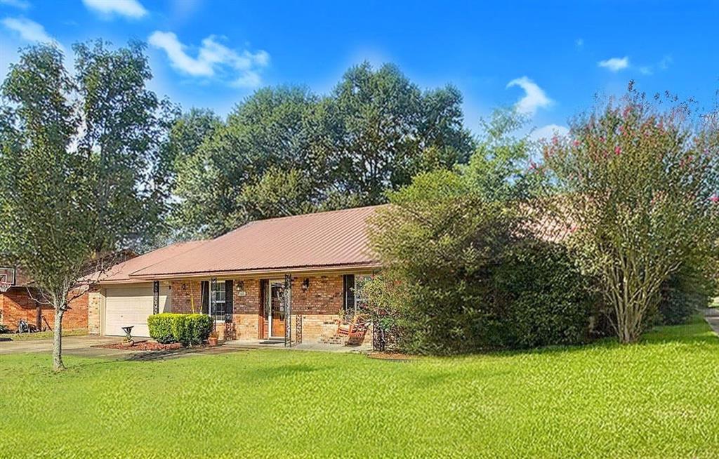 1402 Meadow Brook Street — photo