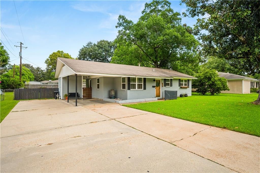 1515 Plantation Drive — photo