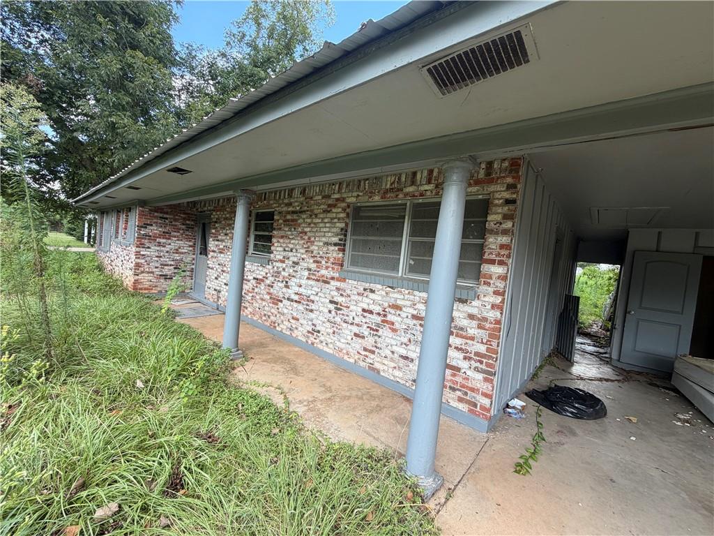 2311 Magnolia Lane — photo